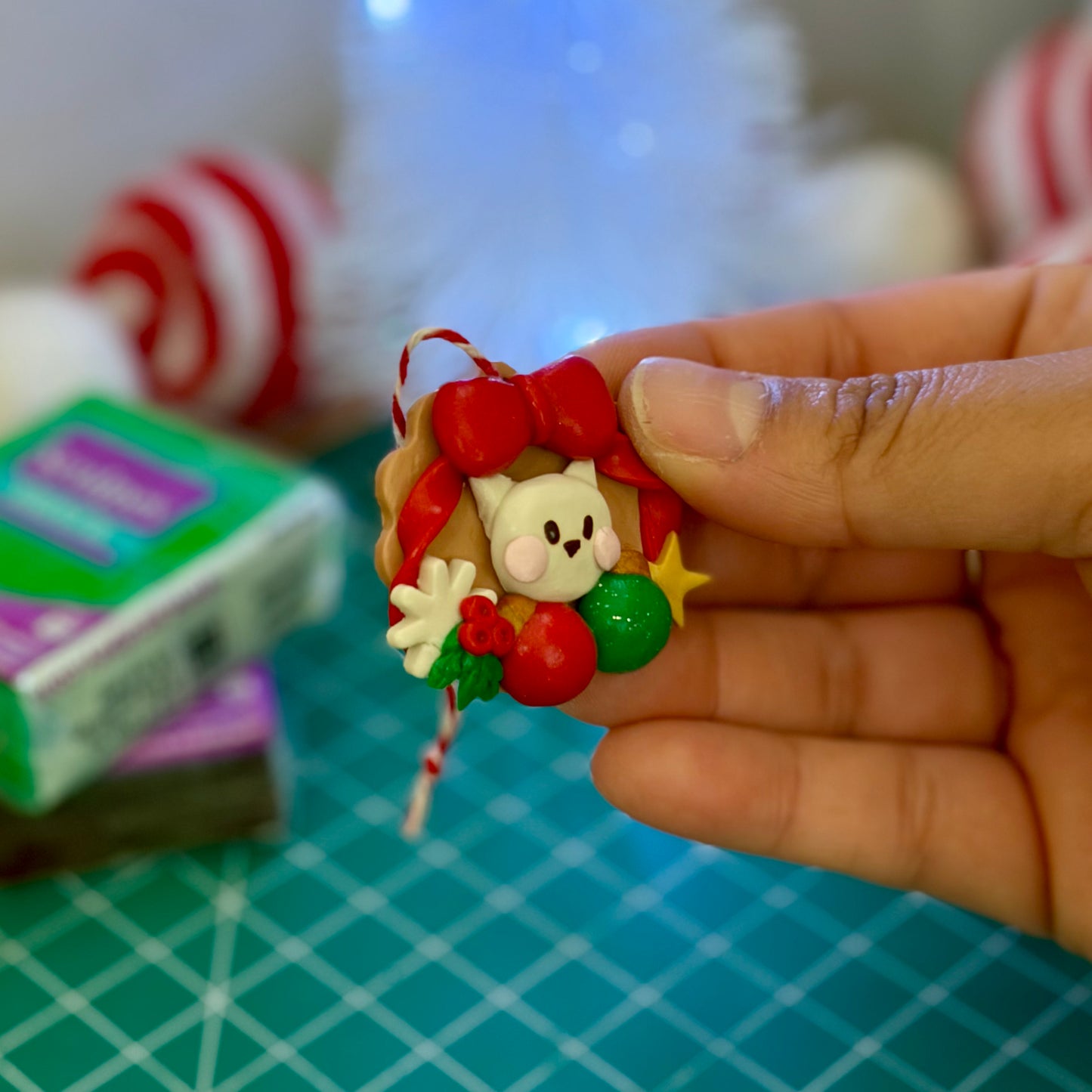 Festive Cat Mini Ornaments [READY TO SHIP]