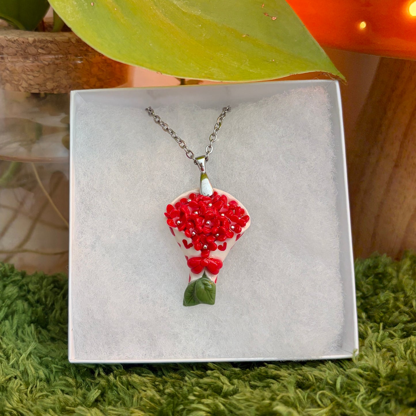 Red Flower Heart Bouquet [PRE-ORDER]