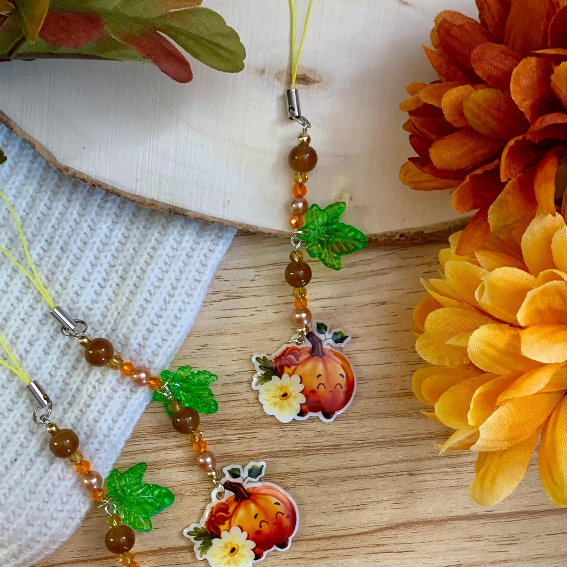 Phone Charm - Kindle accessory - Kawaii keychain - Pumpkin Keychain - Cell Phone Charm - Phone Jewelry - Phone Lanyard - Phone strap