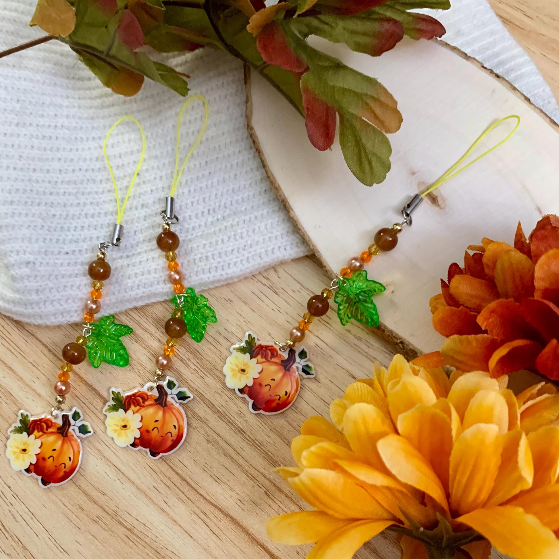 Phone Charm - Kindle accessory - Kawaii keychain - Pumpkin Keychain - Cell Phone Charm - Phone Jewelry - Phone Lanyard - Phone strap