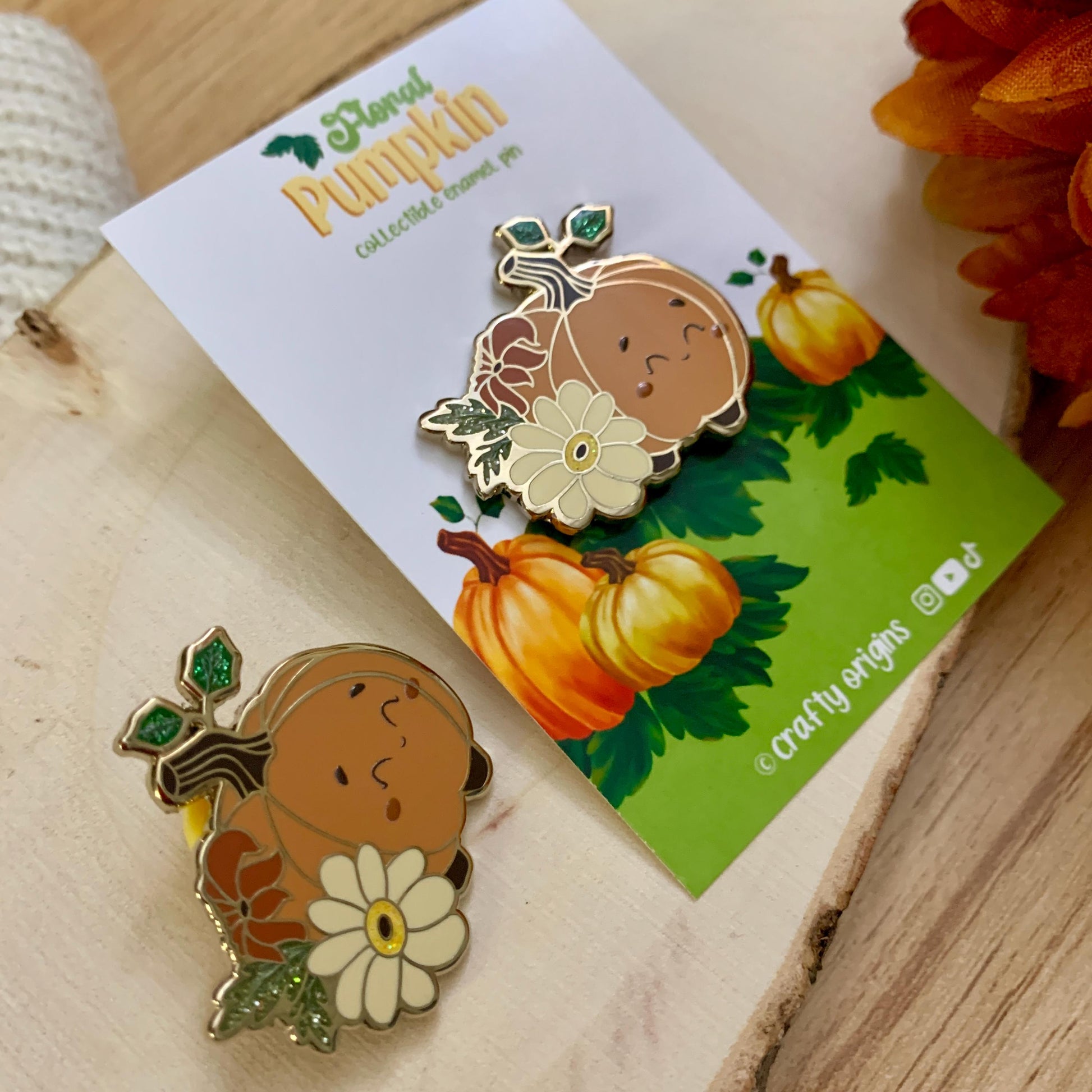 Hard Enamel Pin - Floral Pumpkin - Autumn Pin - Floral Pin - Pumpkin Pin - Collar Lapel Pin - Kawaii Backpack Pin - Forest core